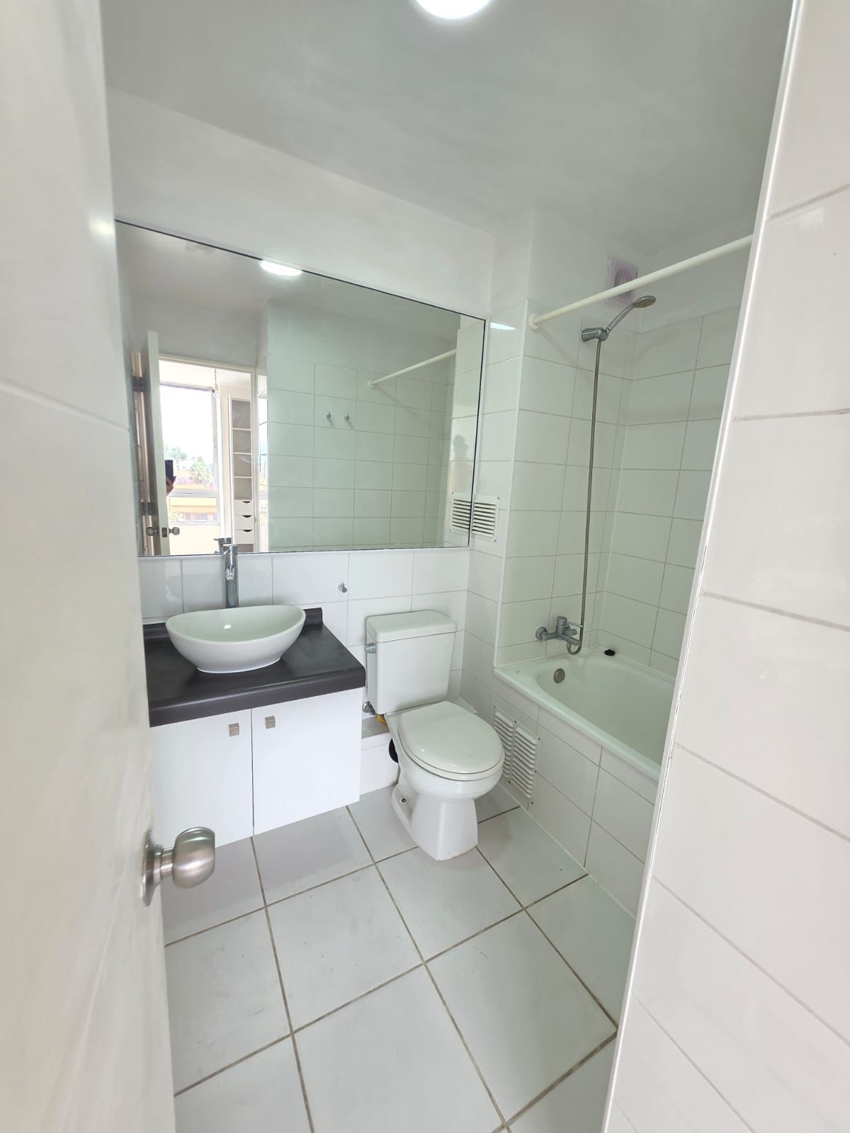 2dd8d3d5-76c2-443a-9b4b-bbc20510623d